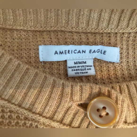AmericanEagle waffle cropped lightweight cardigan crewneck gold/yellow medium - Picture 3 of 11